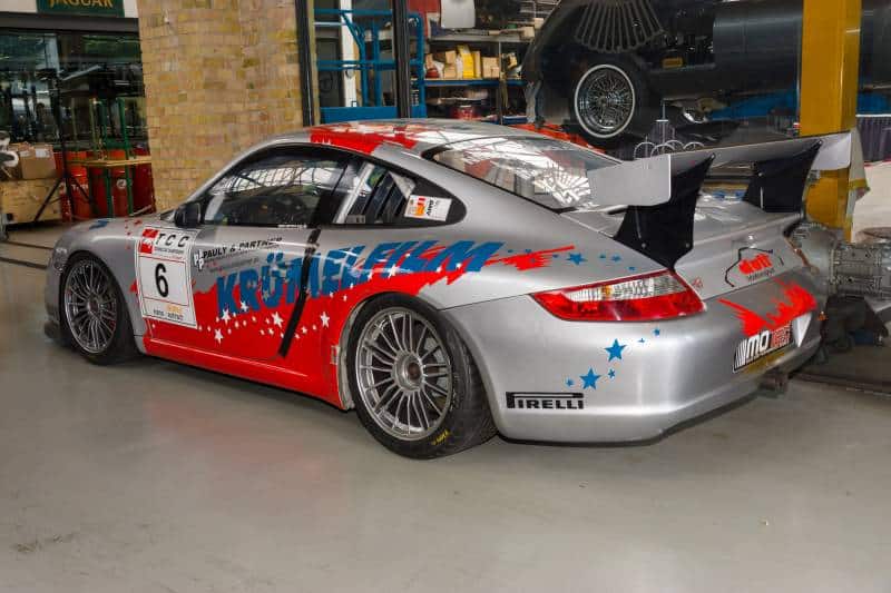 A Saint-Lambert révision porsche classic ancienne et collection avant ou après les 24 heures du Mans